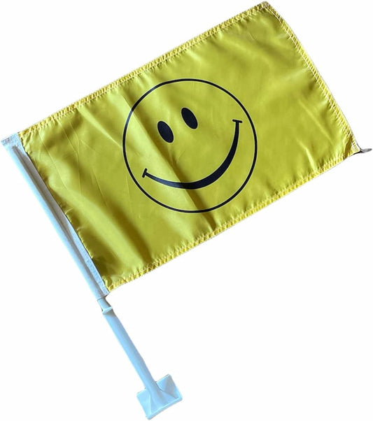 SUMINISTROS PARA CONCESIONARIOS DE AUTOMÓVILES Venta de banderas con clip para ventanillas de autos Sonrisa feliz